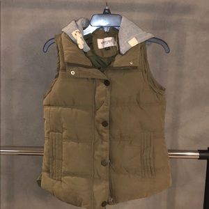 Army Green Puffer Vest